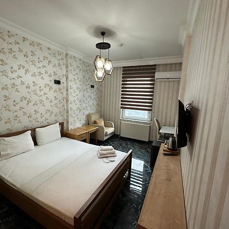 Safir Hotels 锡利夫里 外观 照片