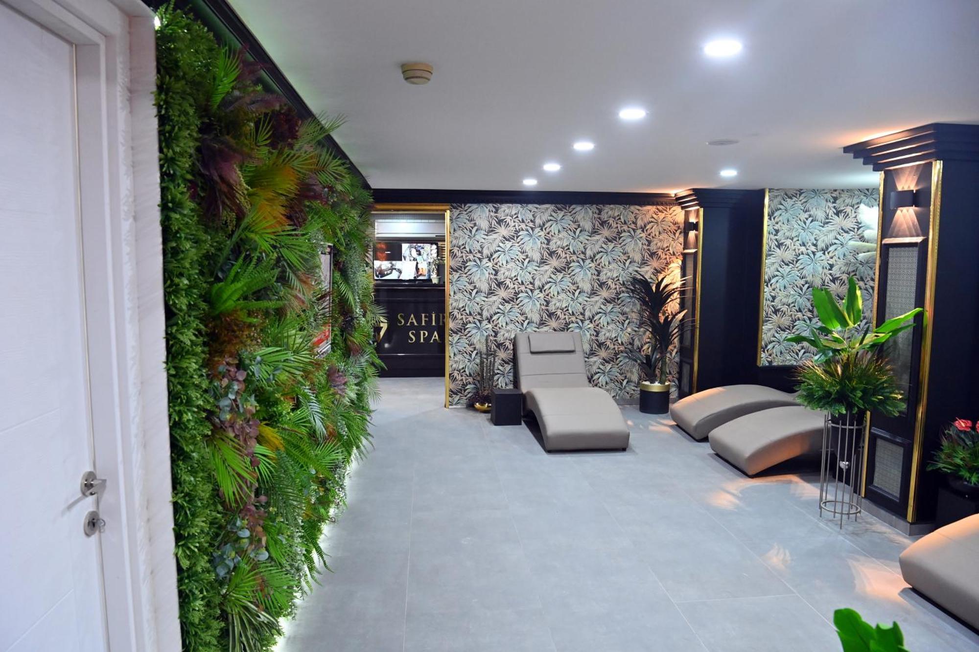 Safir Hotels 锡利夫里 外观 照片