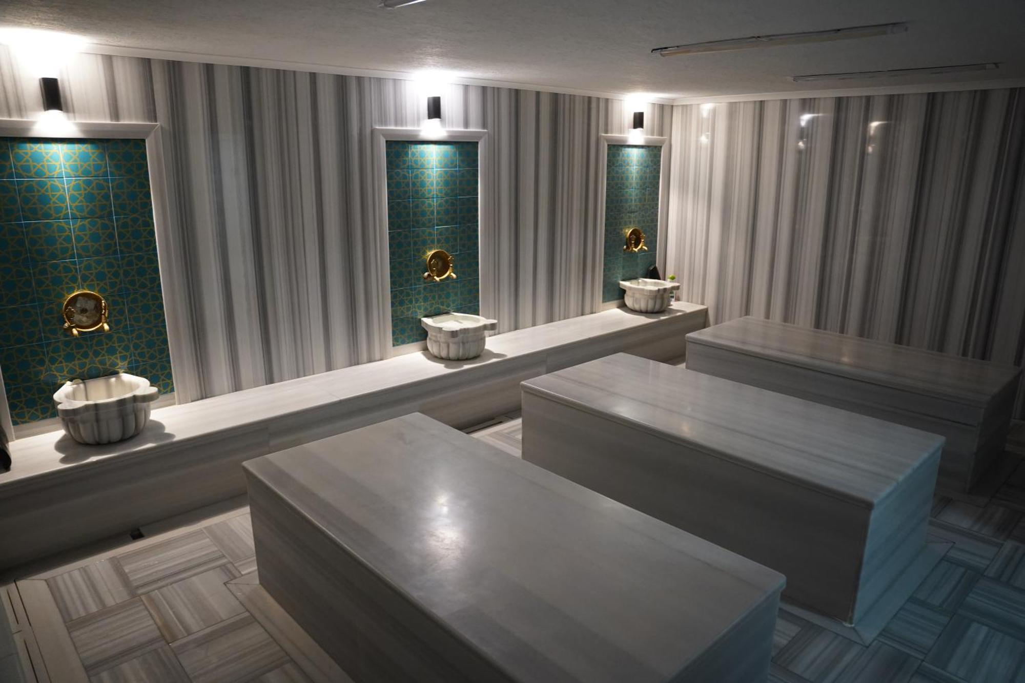 Safir Hotels 锡利夫里 外观 照片