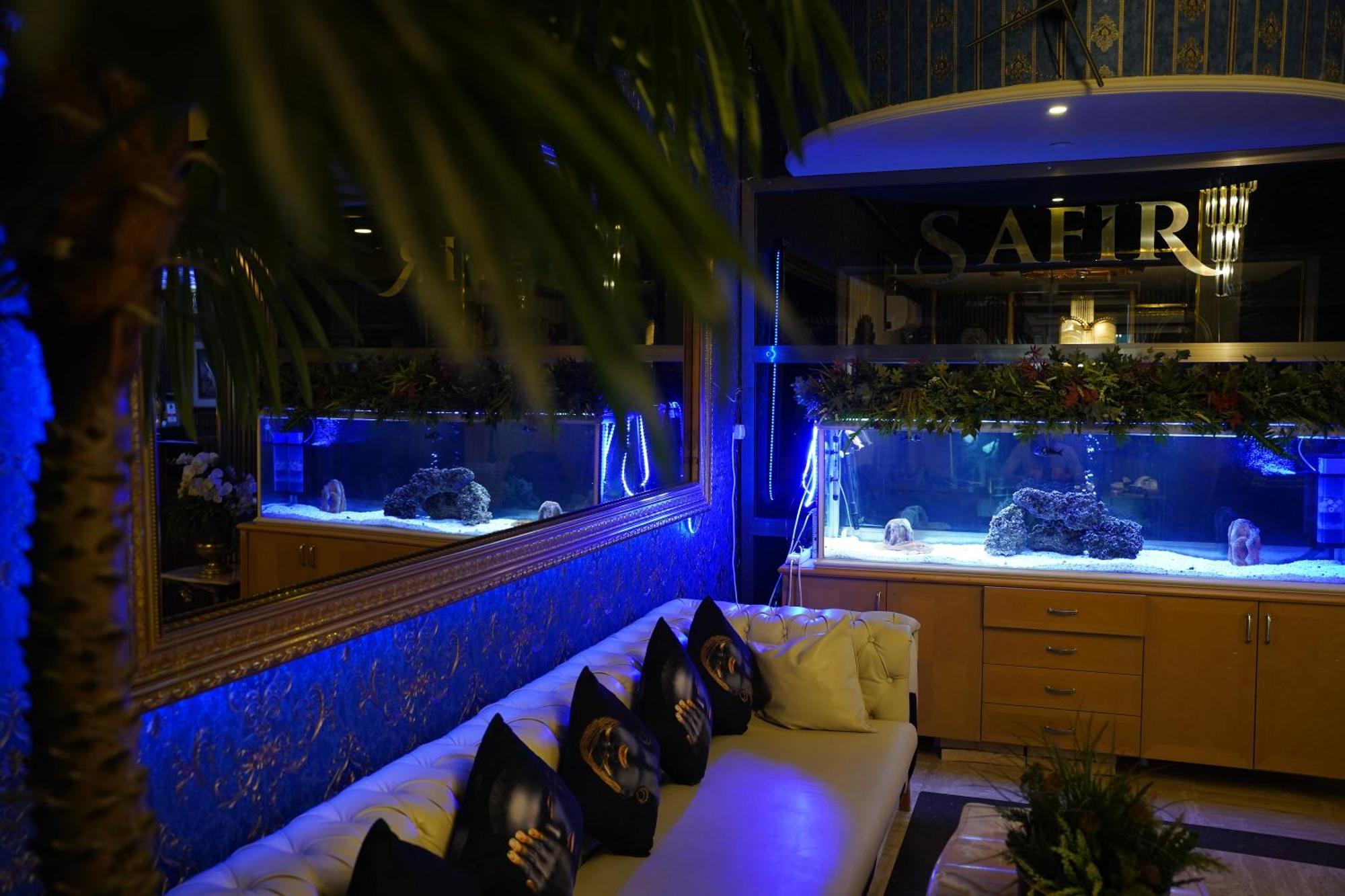 Safir Hotels 锡利夫里 外观 照片