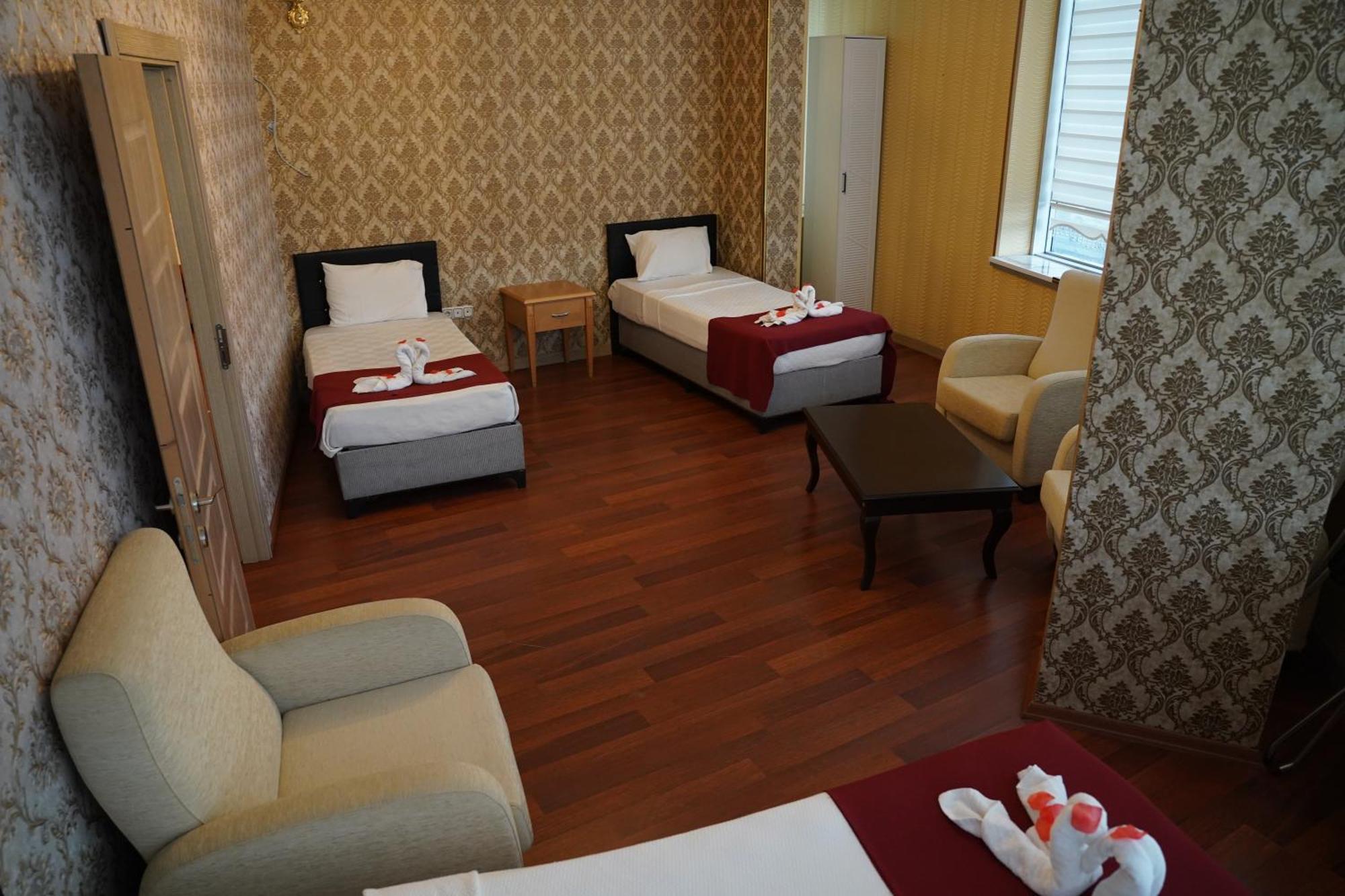 Safir Hotels 锡利夫里 外观 照片