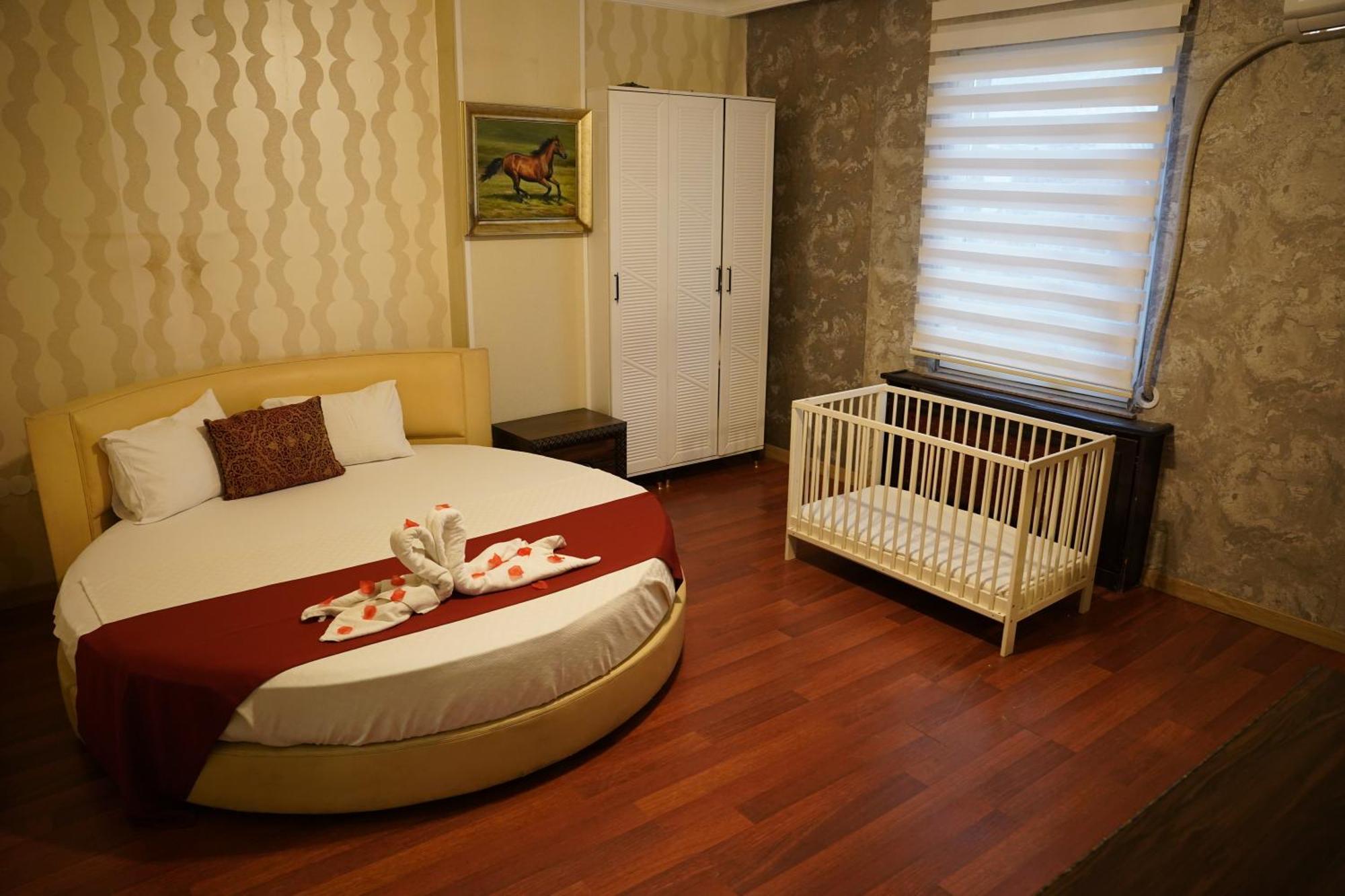 Safir Hotels 锡利夫里 外观 照片