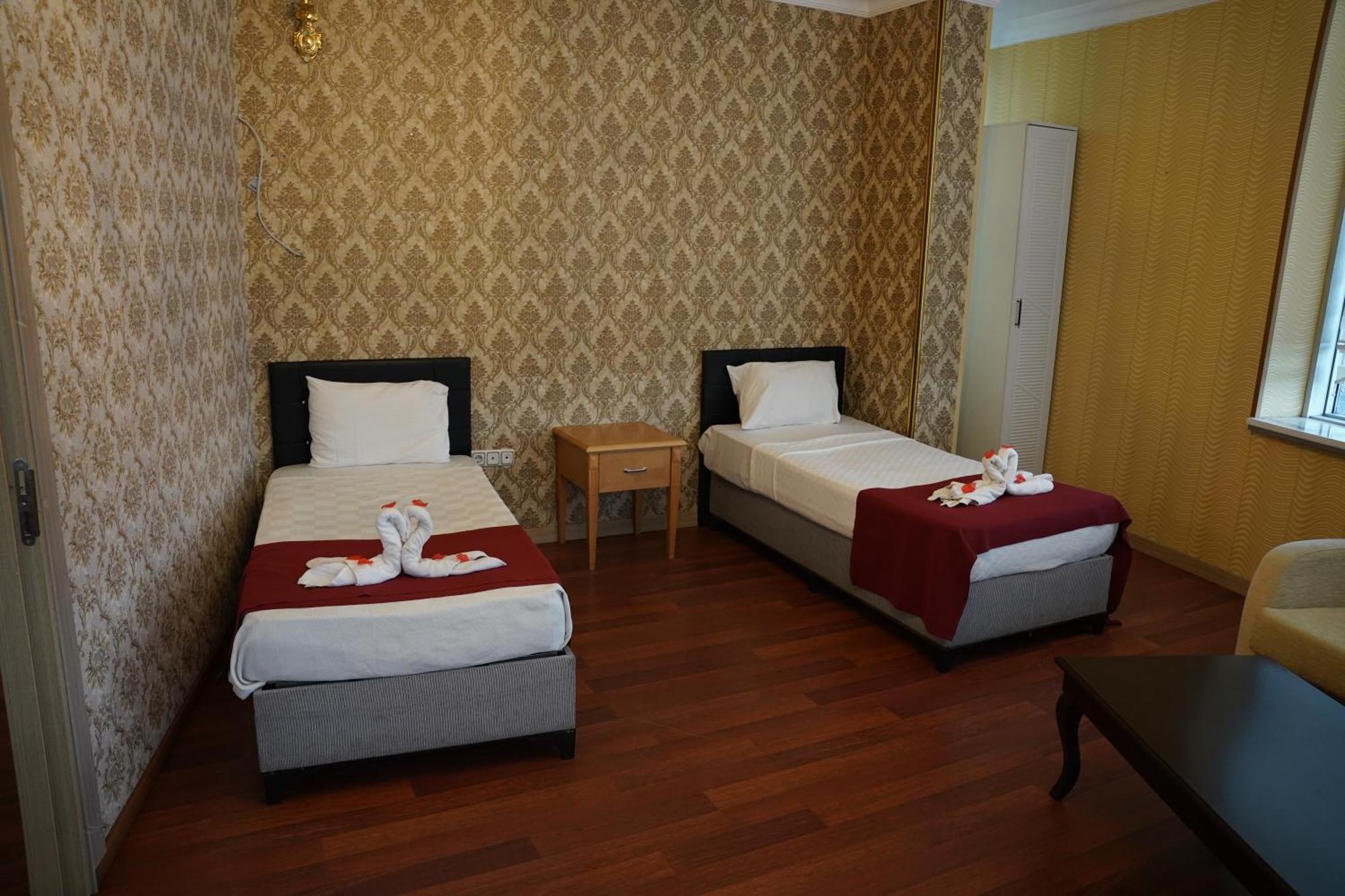 Safir Hotels 锡利夫里 外观 照片