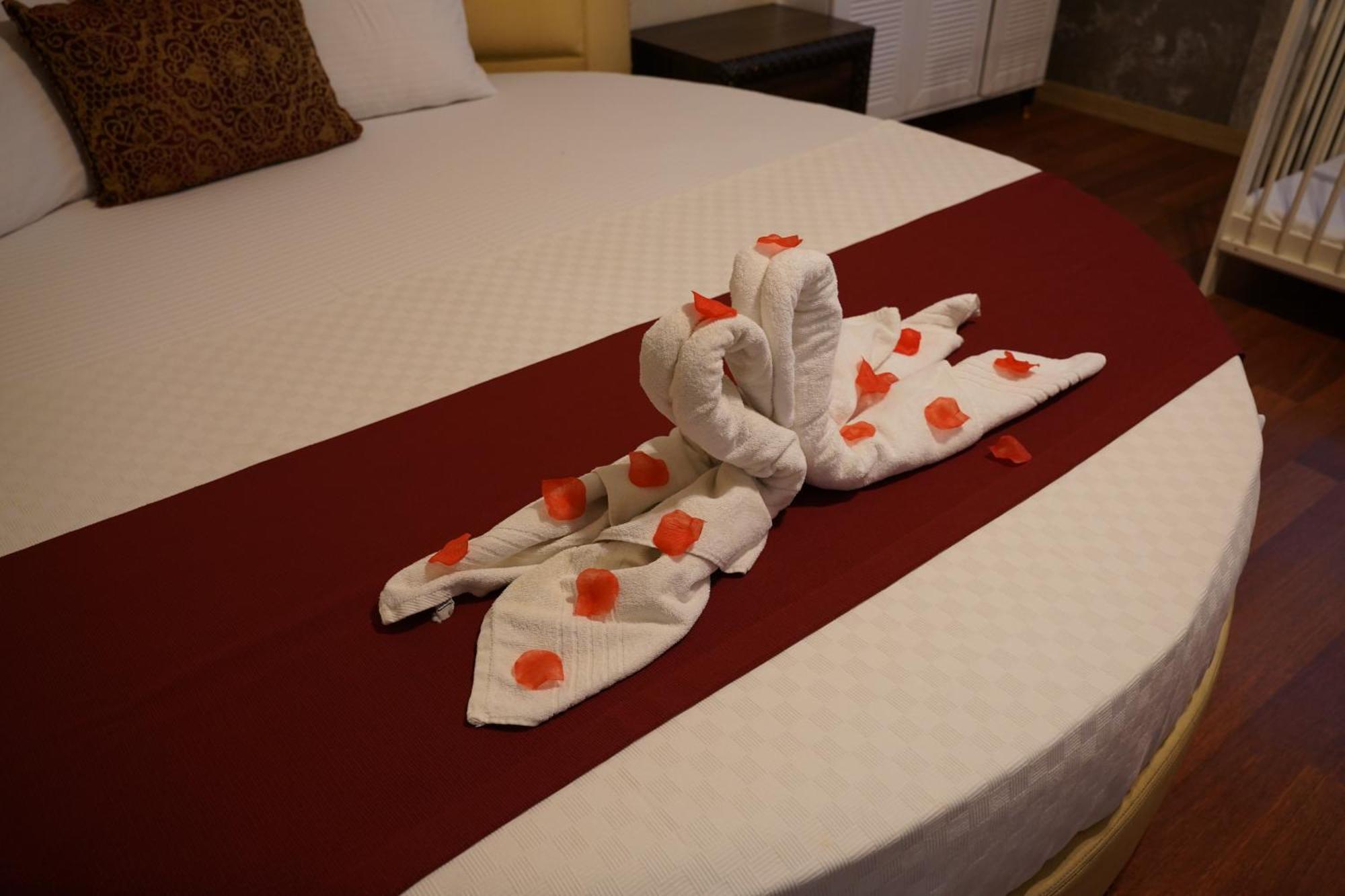 Safir Hotels 锡利夫里 外观 照片